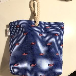 Vineyard Vines x Target Beverage Carrier